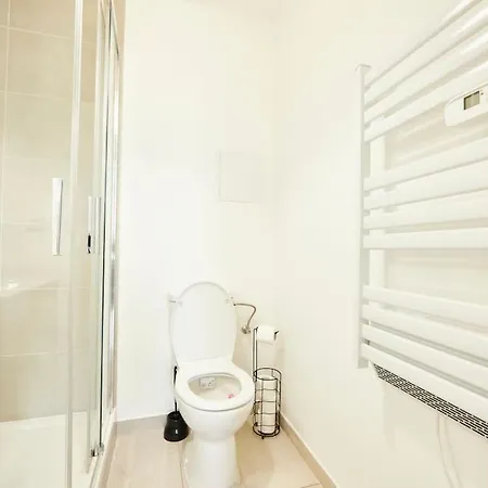 Rb-2g - F2 Au 2ème étage De 1 à 4 Pers