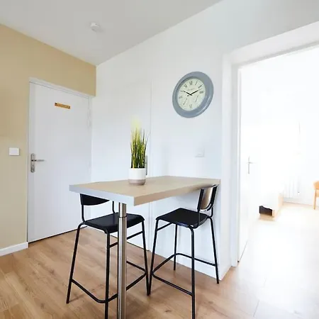 Rb-2g - F2 Au 2eme Etage A De 1 A 2 Pers * Mulhouse